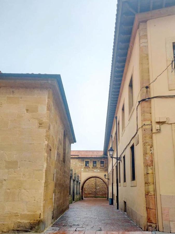 San Isidoro Coliving Otel Oviedo Dış mekan fotoğraf